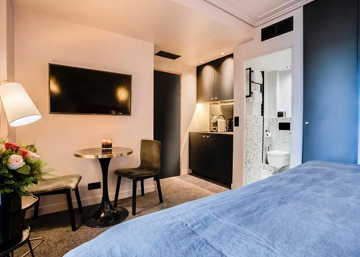 Rayz Eiffel Aparthotel Paris