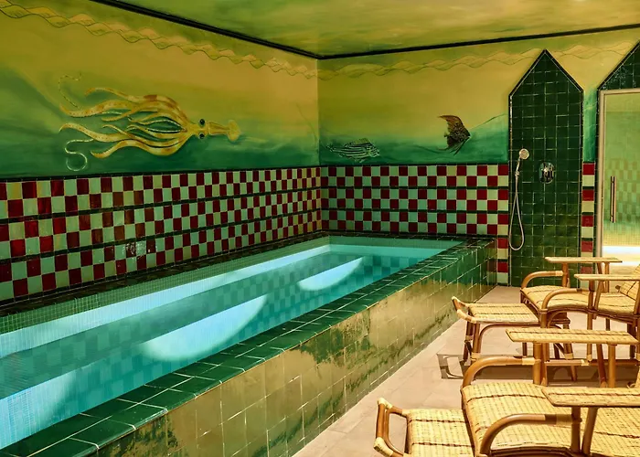 Hotel Les Deux Gares & Spa París