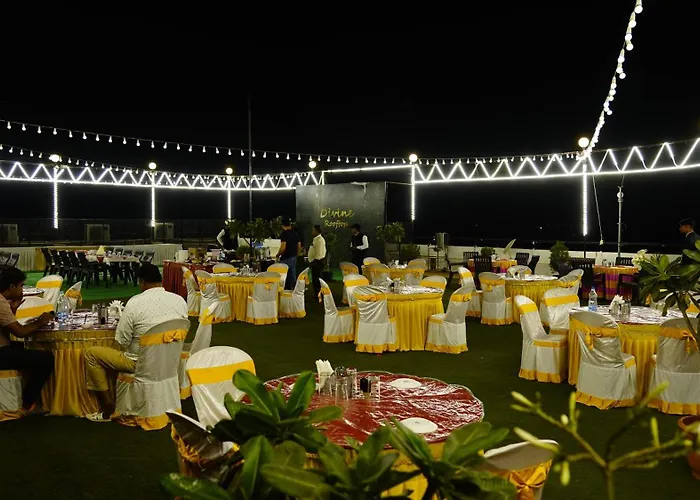 Hotel Manas Plus Khandwa