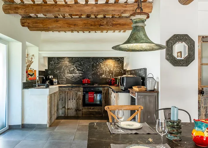 La Maizon Bed & Breakfast Mazan