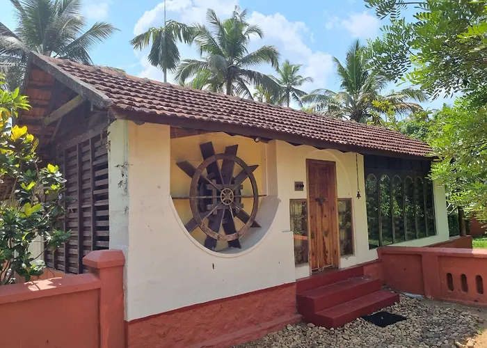 Emerald Isle Alappuzha