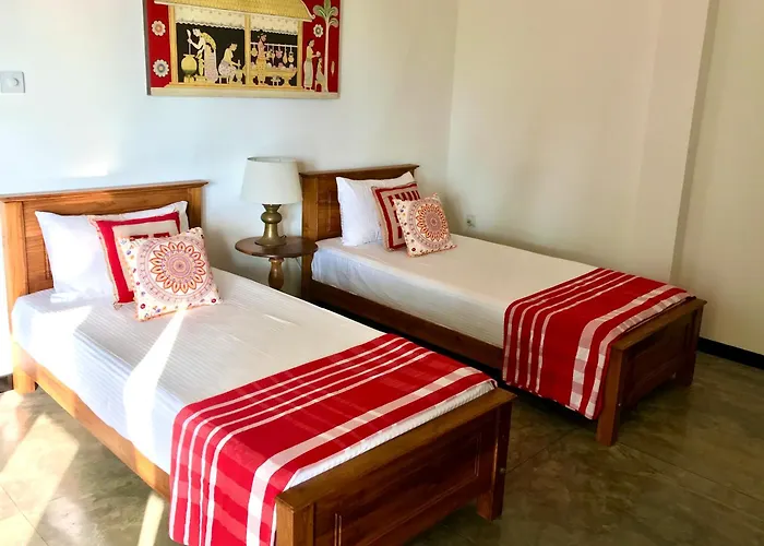 Poya Villa Ahangama