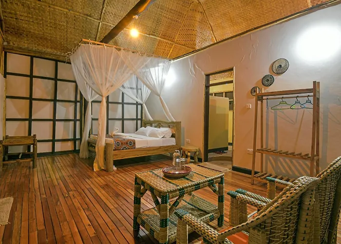 Enshama Game Lodge And Campsite Katunguru