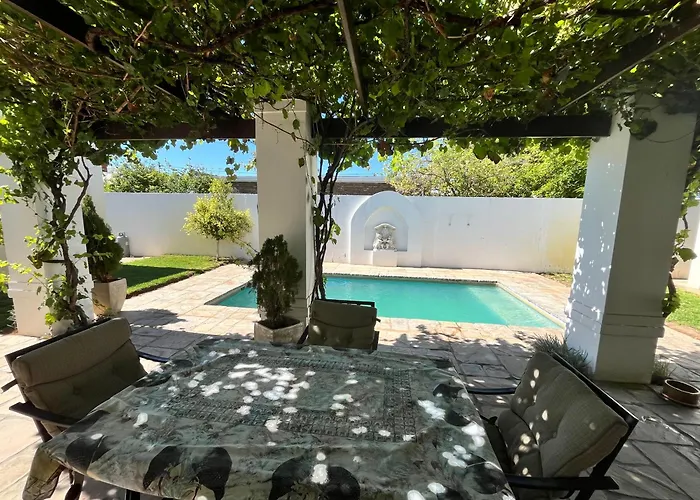 Toni'S Cottage Graaff Reinet