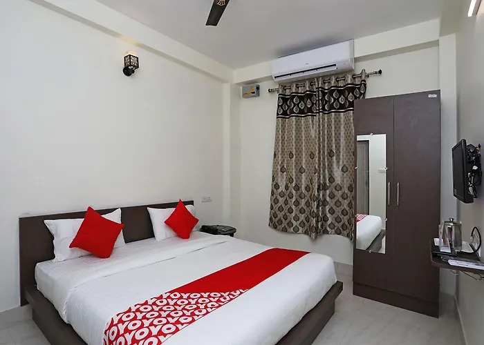 Oyo 16708 Sada Shiv Guest House Varanasi
