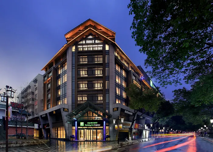 Holiday Inn Express Guilin City Center By Ihg