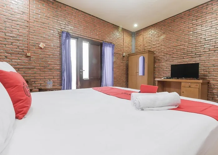 Reddoorz Plus At Ampera Raya Jakarta