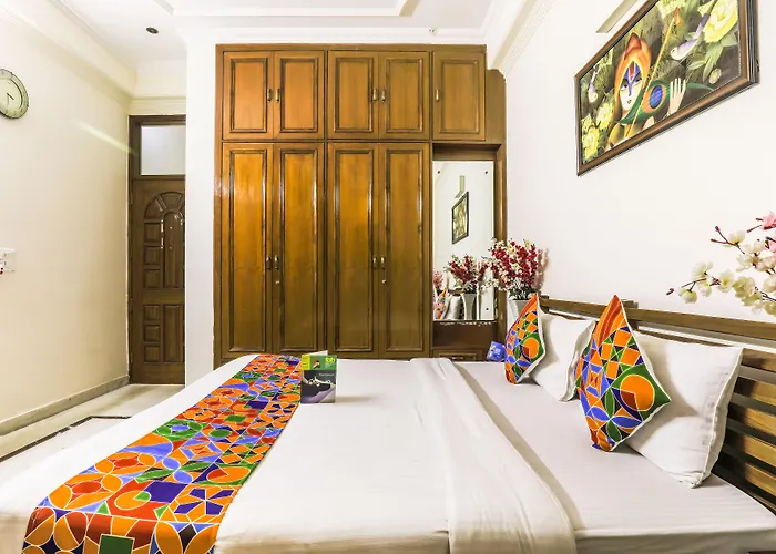 Fabexpress Silver Inn Noida