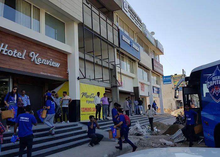 Hotel Kenview Mohali