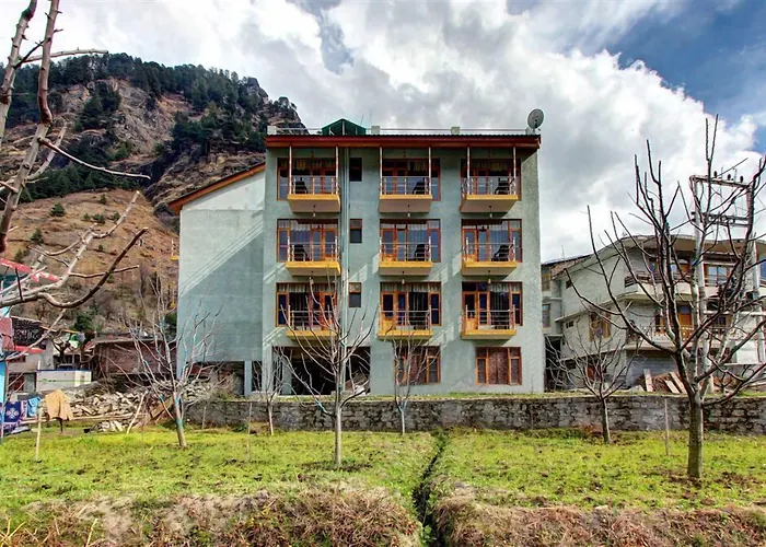 Hotel Snow Country, Manali