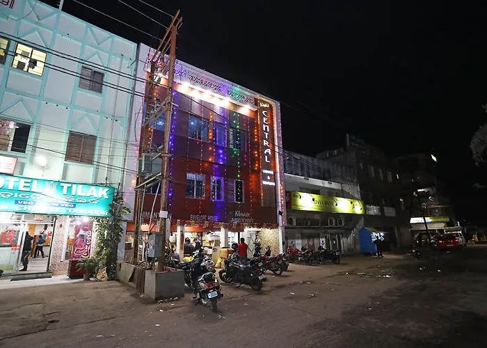 Fabhotel New Central Bhubaneswar