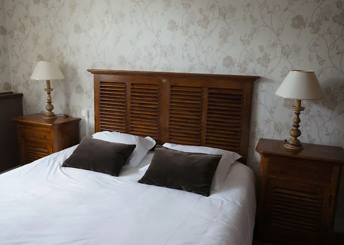Hostellerie De La Porte Bellon Senlis 