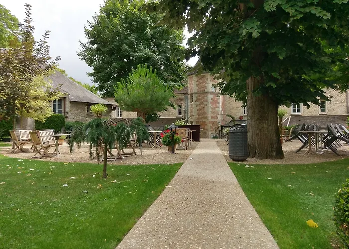 Hostellerie De La Porte Bellon Senlis 