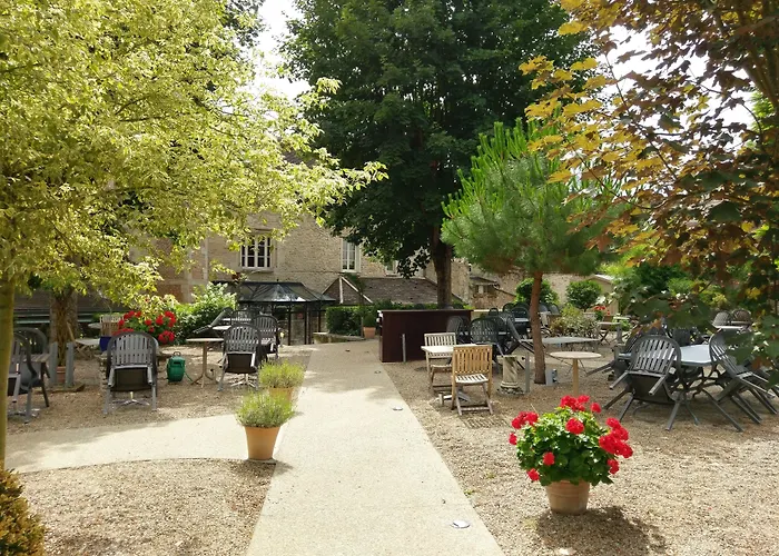 Hostellerie De La Porte Bellon Senlis 