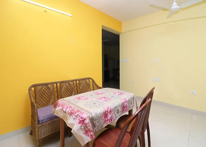 Oyo 7111 Fanindra Guest House Kolkata