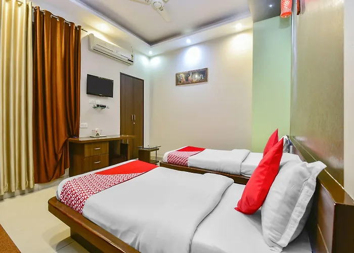 Oyo 6296 Hotel Park Avenue Sikar