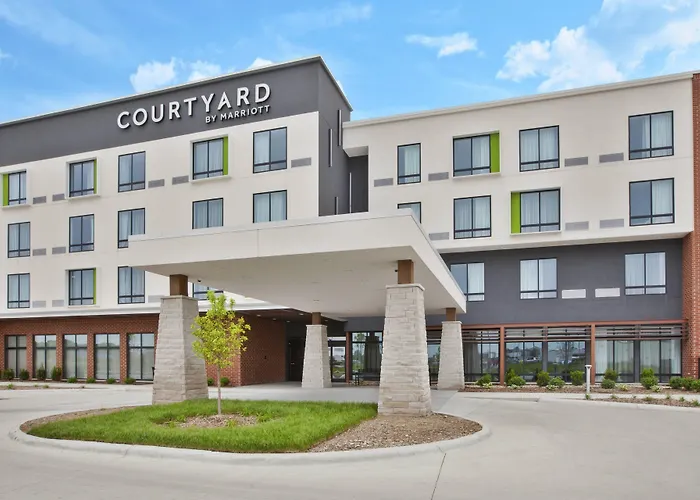 Courtyard By Marriott St. Joseph-Benton Harbor Hotel