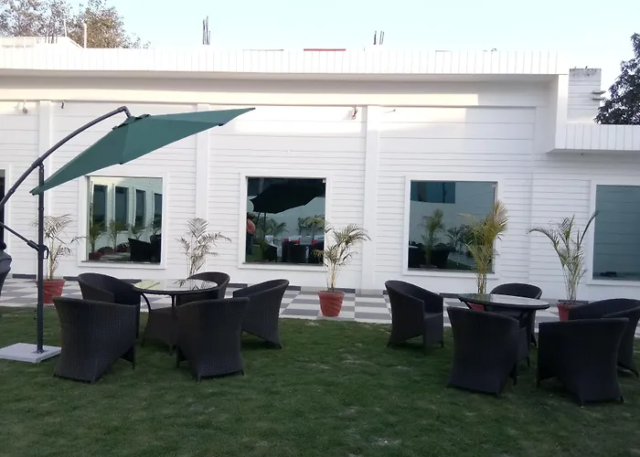 The English Garden Mohali