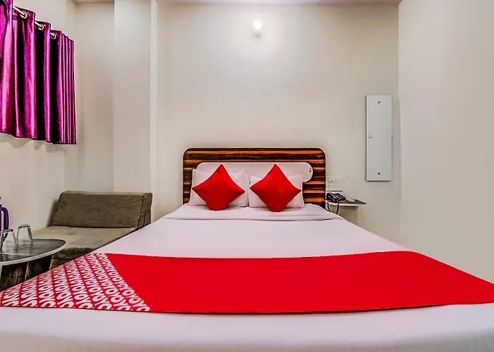 Oyo 18873 Hotel Comfort Deoghar