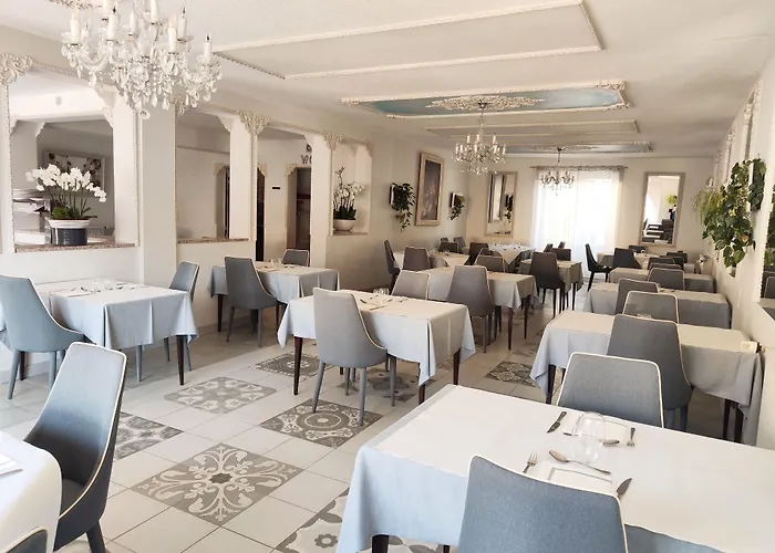 Hôtel-Restaurant le Commerce Nogaro