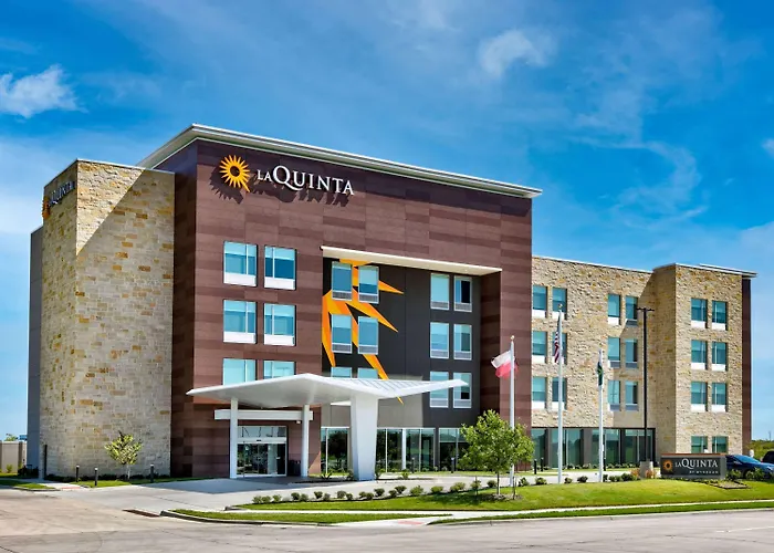 La Quinta Inn & Suites By Wyndham Terrell