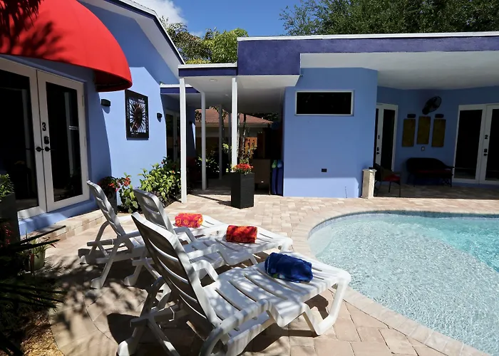 Fantasy Island Inn, Caters To Men Wilton Manors