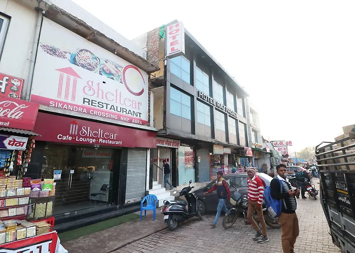 Oyo 22826 Hotel Sheltear & Resturant Agra 