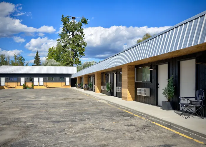 Outdoors Inn Sandpoint