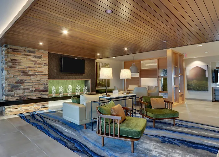 Fairfield Inn & Suites Warsaw