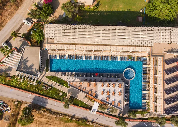 L Hotel Sarigerme