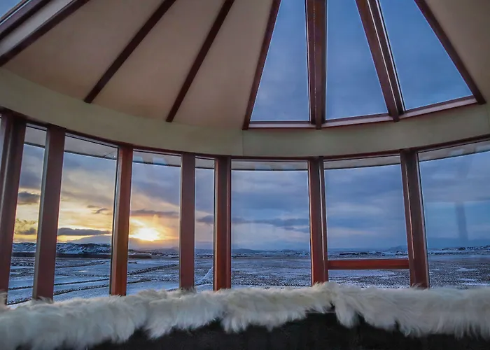 Klettar Tower Iceland Fludir