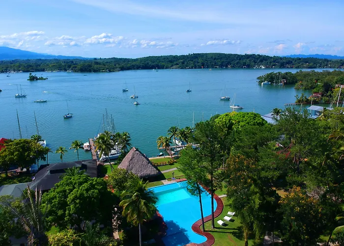 Nanajuana Rio Dulce Hotel