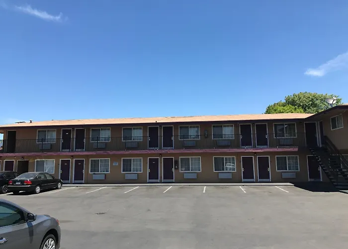 Economy Inn Modesto