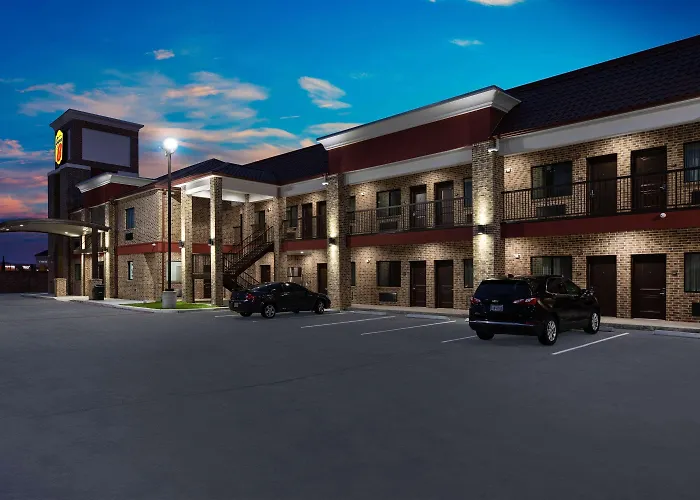 Super 8 By Wyndham Humble Houston Fallcreek