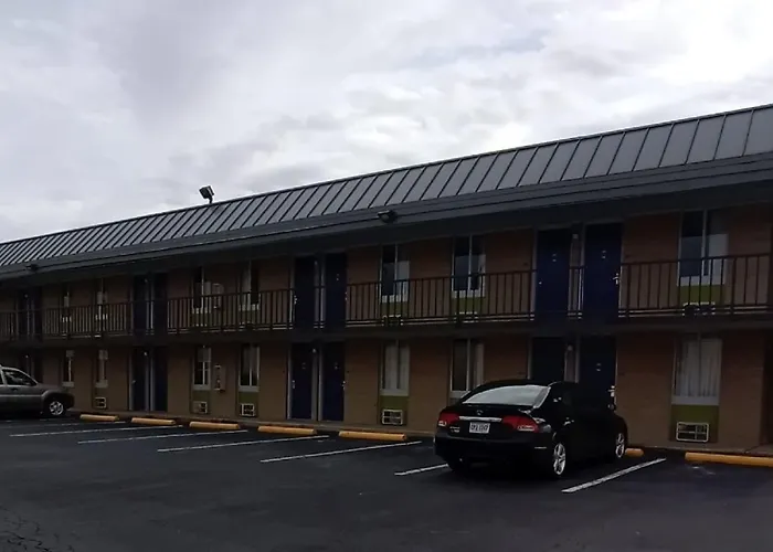 Travelodge By Wyndham Petersburg