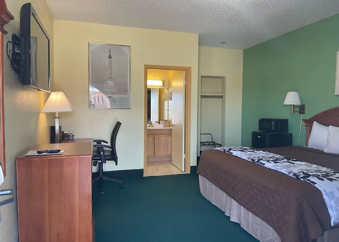 Relax Inn Dilley