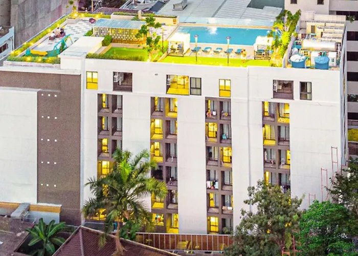 เดอะ ควอเตอร์ พร้อมพงษ์ บาย ยูเอชจี Hotel กรุงเทพมหานคร