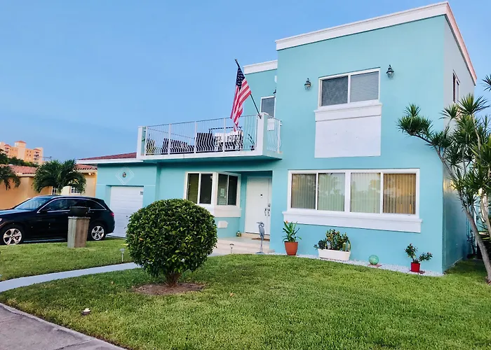 Blue House Miami Hotel North Bay Village