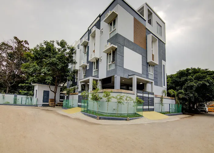 Oyo Flagship 24147 Royal Stay Singanallur