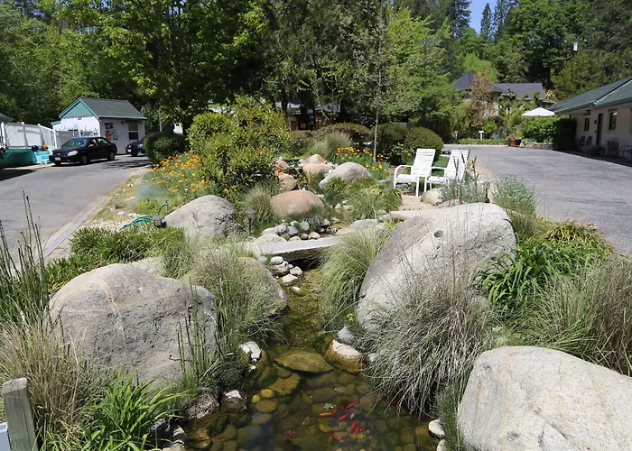 Outside Inn Nevada City