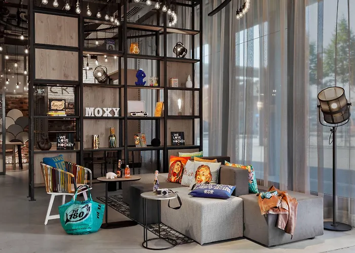 Moxy Bern Expo Hotel