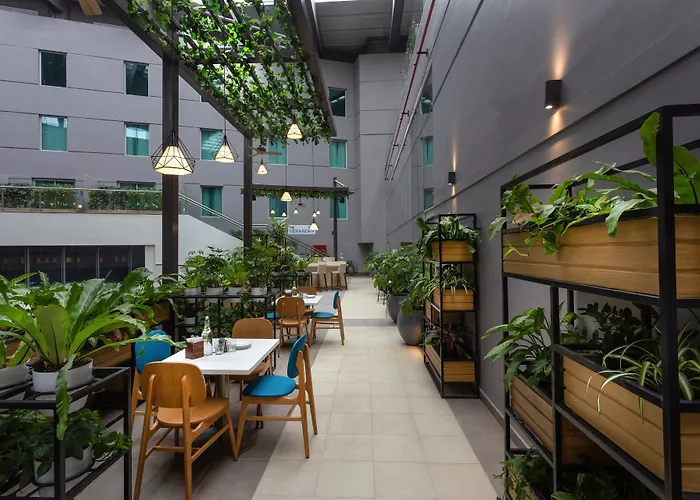 Holiday Inn Express & Suites Bengaluru Old Madras Road By Ihg Hoskote