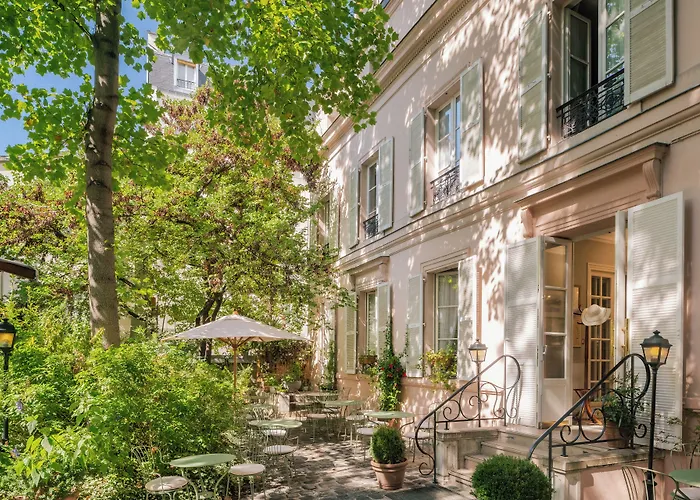 Hotel Des Grandes Ecoles Paris