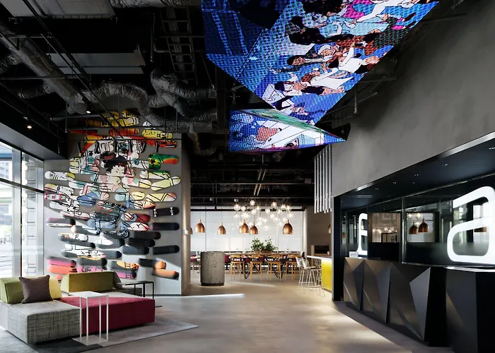 Aloft Osaka Dojima Hotel