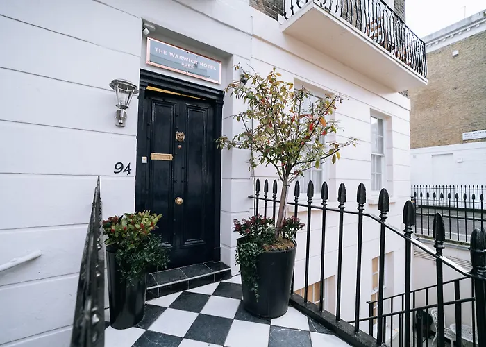 The Warwick By Nestor Hotel London