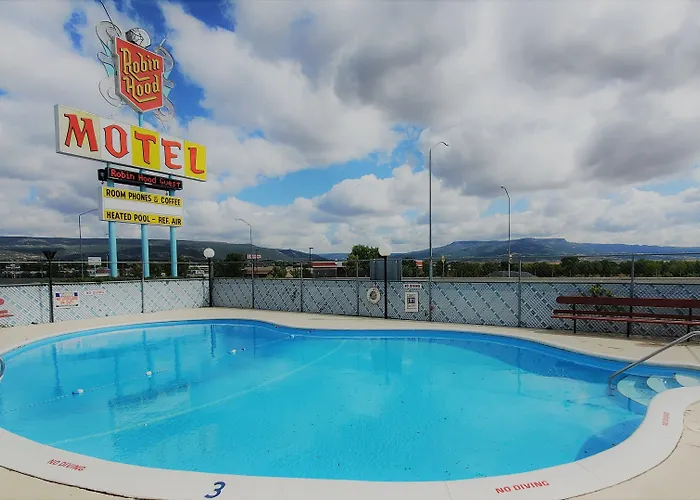 Robin Hood Motel Raton