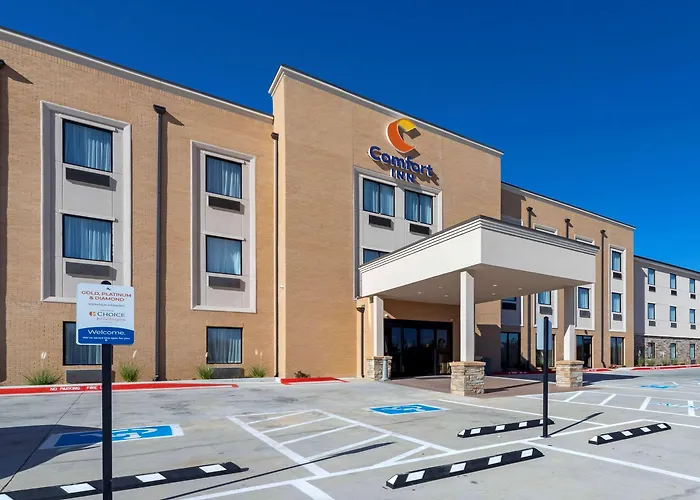 Comfort Inn & Suites Harrah Choctaw