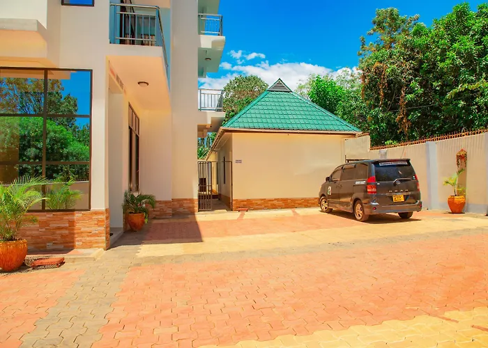 Kilimanjaro White House Hotel Moshi
