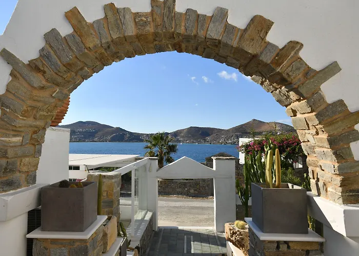 Parian Lithos Residence Naousa 
