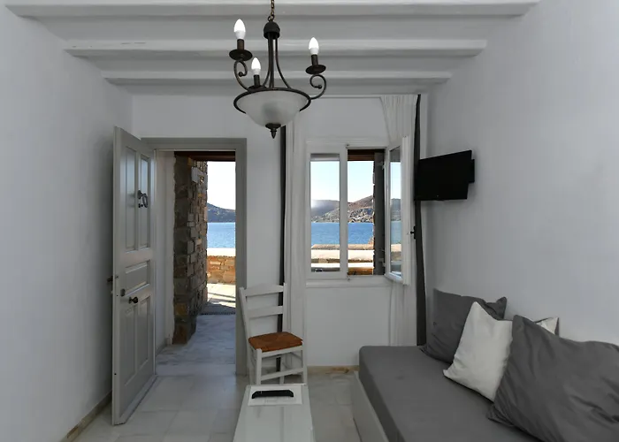 Parian Lithos Residence Naousa 